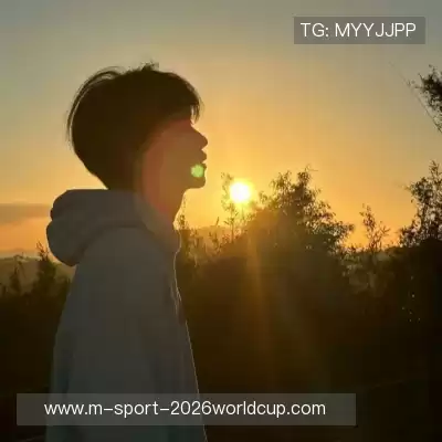 薄发华
